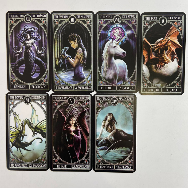 Карти Таро Gothic Tarot Анни Стокс готична фентезі колода