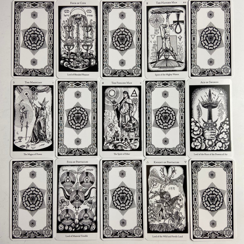 Карти Таро The Hermetic Tarot Герметичне таро Годфрі Доусон чорнобілі гравюри