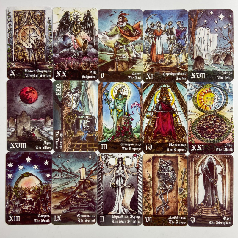 Подарунковий набір карт Таро Цвинтарне таро Necropolis Tarot книга і колода