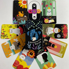 Карты Таро Blooming Cat Tarot «Цветущий кот» в стиле Райдера—Уэйта