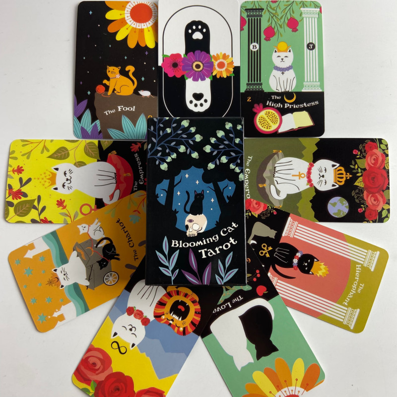 Карты Таро Blooming Cat Tarot «Цветущий кот» в стиле Райдера—Уэйта