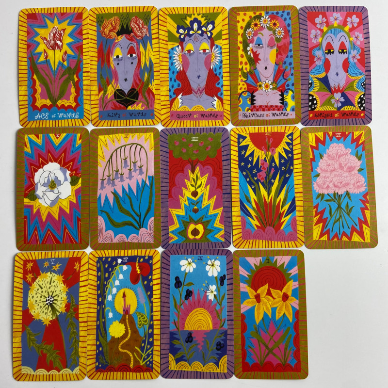 Карти Таро The Gentle Thrills Tarot Ніжних Трепетних Почуттів зменшена колода