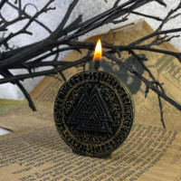 Восковая черная свеча Валькнут 6 см из 100% воска для создания викингского обряда