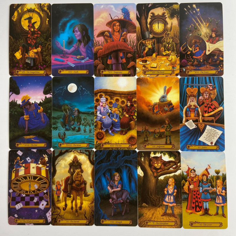 Карти Таро Tarot in Wonderland У країні чудес Барбара Мур колода Аліса в Дивокраї