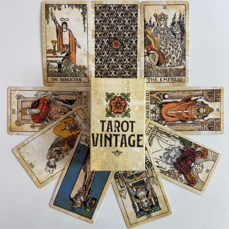 Карти Таро Vintage Tarot вінтажна колода Олександра Рея безрамкові