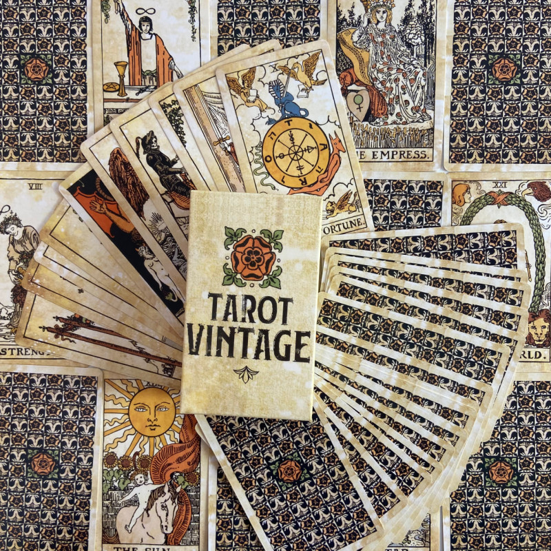 Карти Таро Vintage Tarot вінтажна колода Олександра Рея безрамкові
