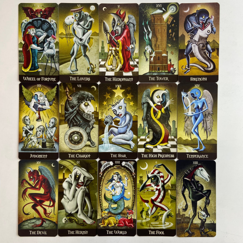 Карти Таро Deviant Moon Tarot Шалений Місяць Патрік Валенса колода