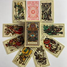 Карти Таро Tattoo Tarot Ink & Intuition у стилі тату, зменшена колода