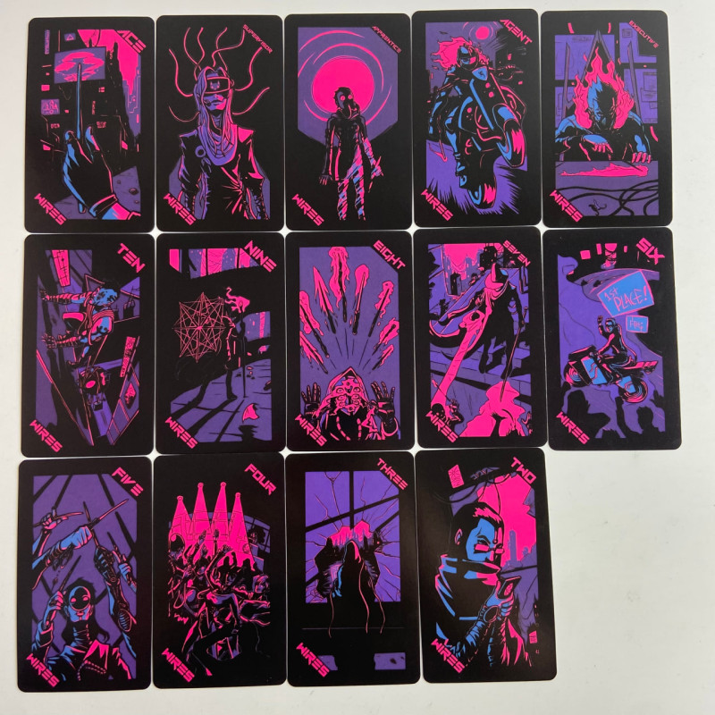 Таро карты The Neon Moon Tarot Deck «Неоновая Луна» киберпанк колода